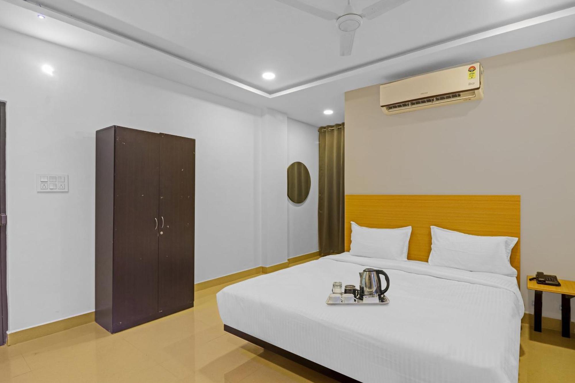 Hotel Townhouse Che Sigma Hyderabad Esterno foto