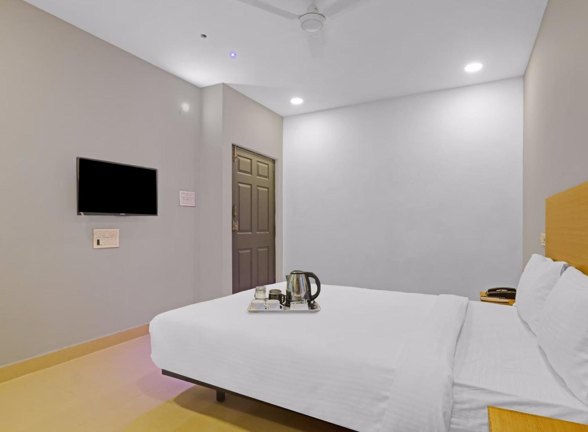 Hotel Townhouse Che Sigma Hyderabad Esterno foto
